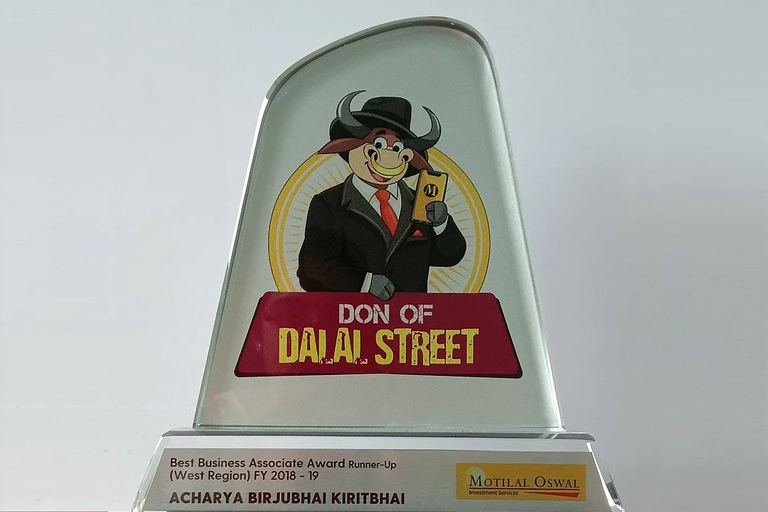 http://birjuacharyacfp.com/wp-content/uploads/2022/01/Don-of-Dalal-Street.jpg